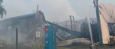 séco sous les flammes